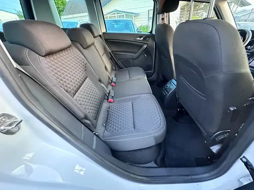 Skoda Yeti Drive Automatik 110PS NAVI SHZ PDC CARPLAY 11/2017-photo-16