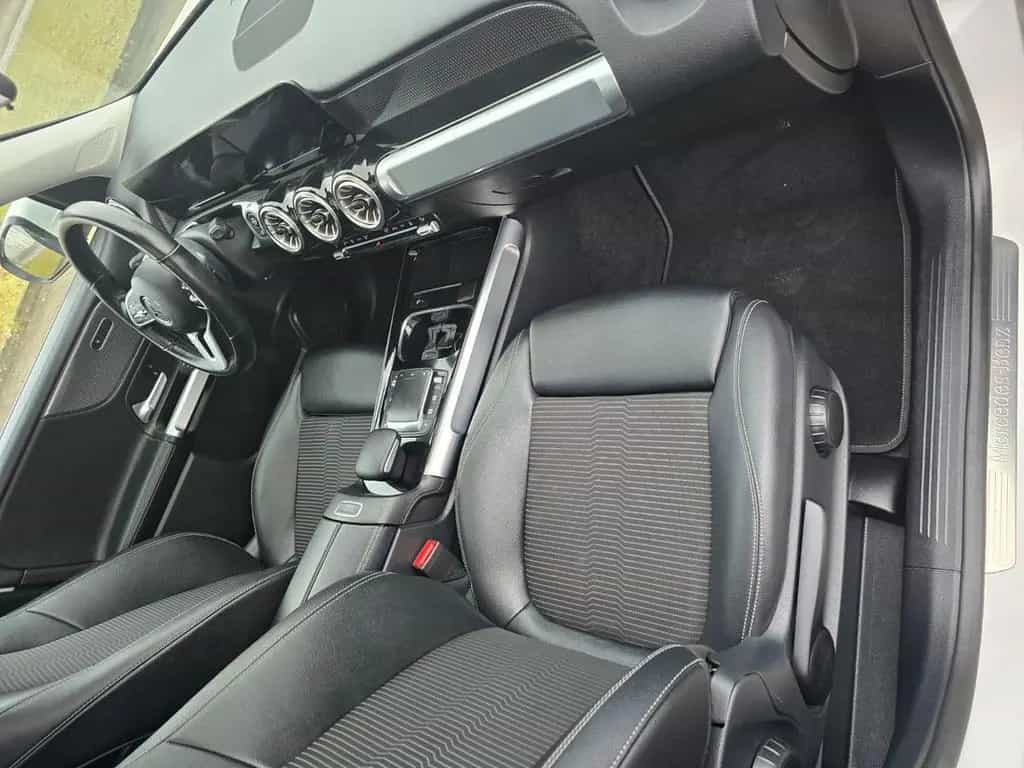 Mercedes-Benz GLB 220 d Progressive Ambiente Panoramadach Navi 07/2021-photo-14