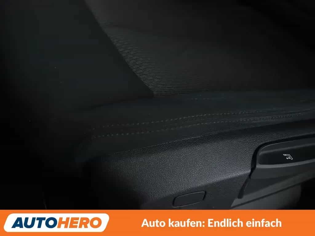 BMW X1 sDrive 20i Advantage Aut.*TEMPO*PLA*PDC* 03/2019-photo-28