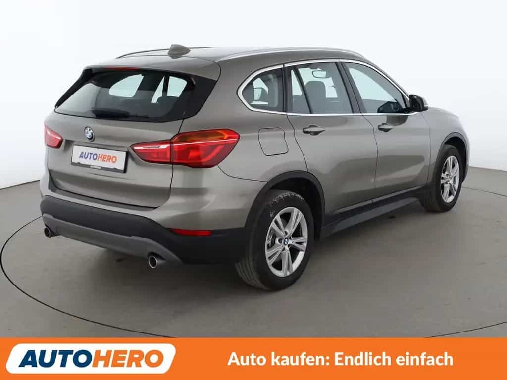 BMW X1 sDrive 20i Advantage Aut.*TEMPO*PLA*PDC* 03/2019-photo-5