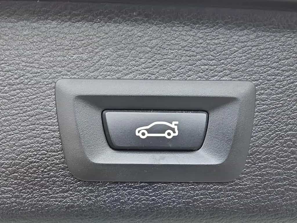 BMW X3 xDrive20d AUT. AUS 1.HAND LEDER NAVI KAMERA 09/2015-photo-20