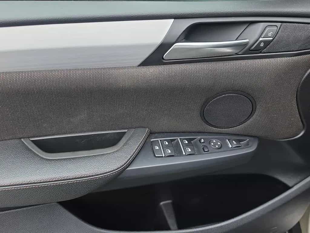 BMW X3 xDrive20d AUT. AUS 1.HAND LEDER NAVI KAMERA 09/2015-photo-25