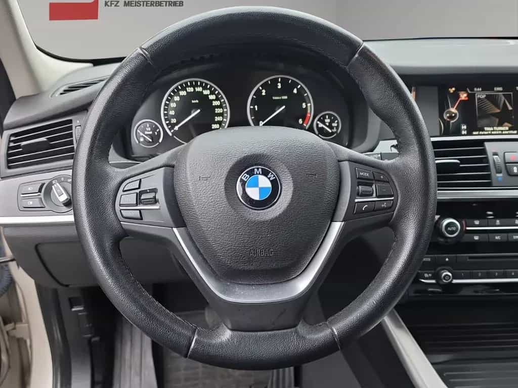 BMW X3 xDrive20d AUT. AUS 1.HAND LEDER NAVI KAMERA 09/2015-photo-9