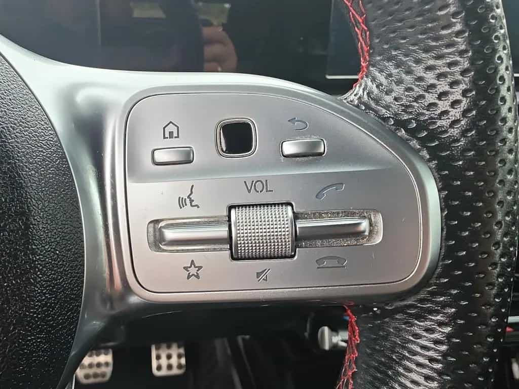 Mercedes-Benz A 180 AMG Line*NIGHT*WIDESCREEN*MBUX* 01/2019-photo-22