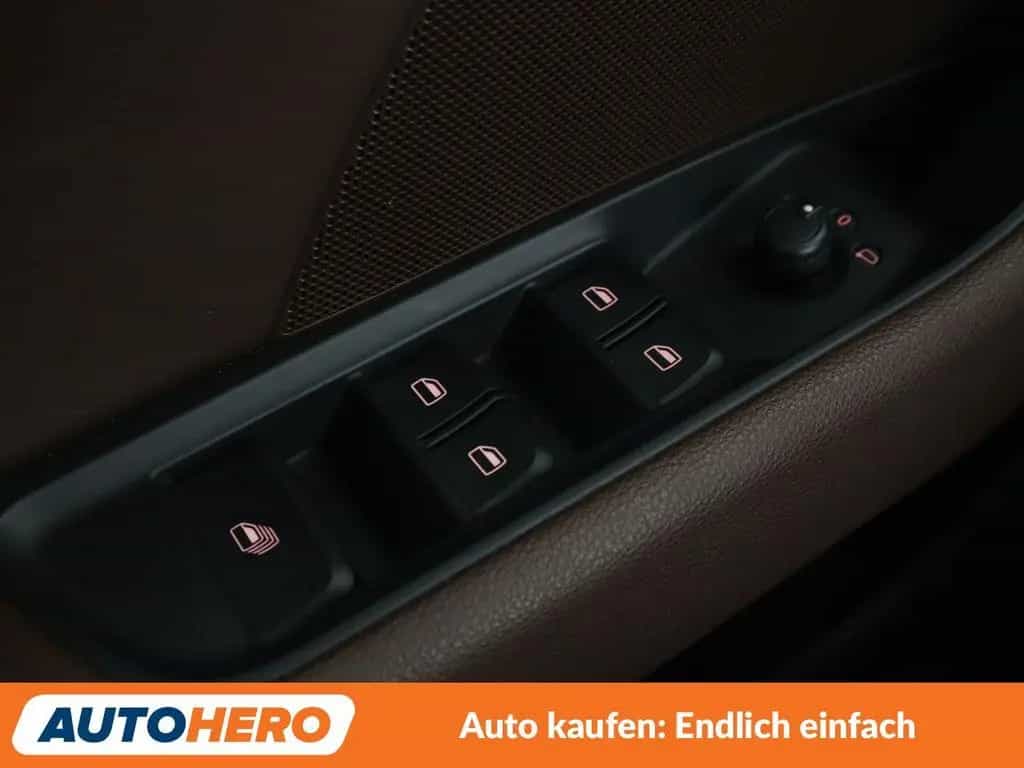 Audi A3 1.8 TFSI Ambiente Aut.*XENON*TEMPO*PDC*SHZ* 03/2015-photo-24
