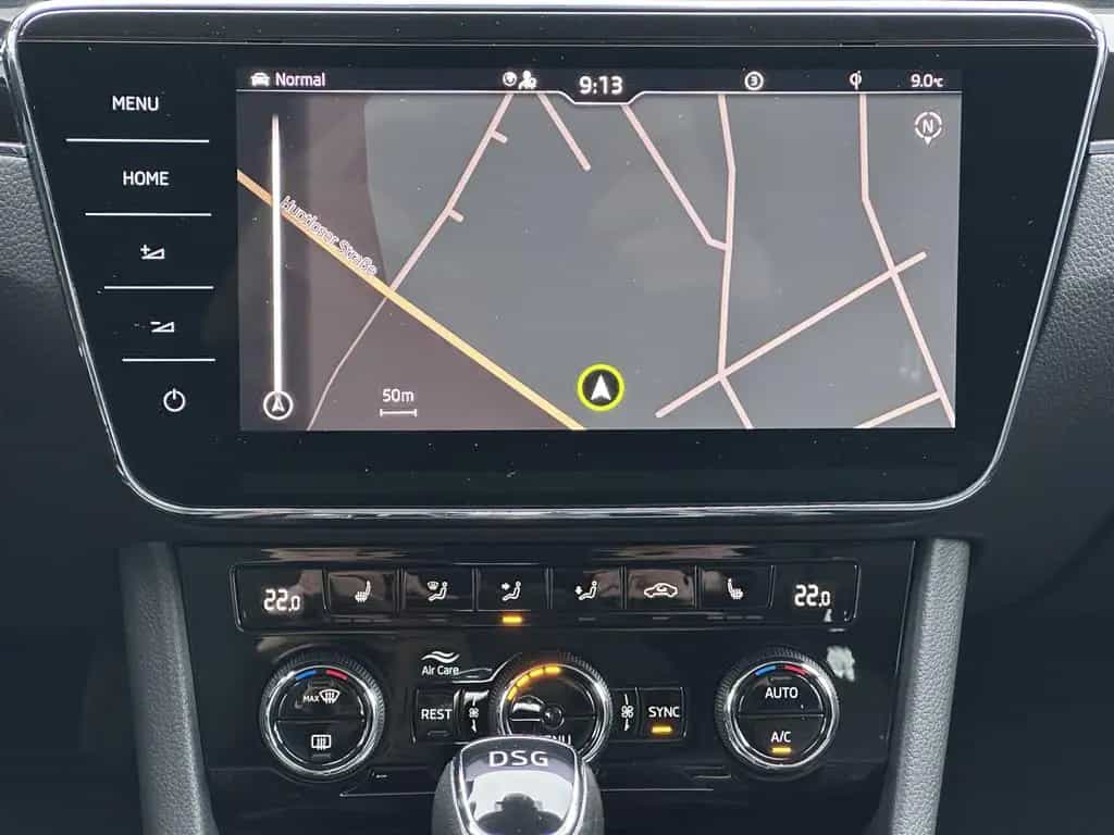 Skoda Superb Combi 2.0 TSI DSG L&K NAV+LED+KAM+19ZO+VC 11/2021-photo-14