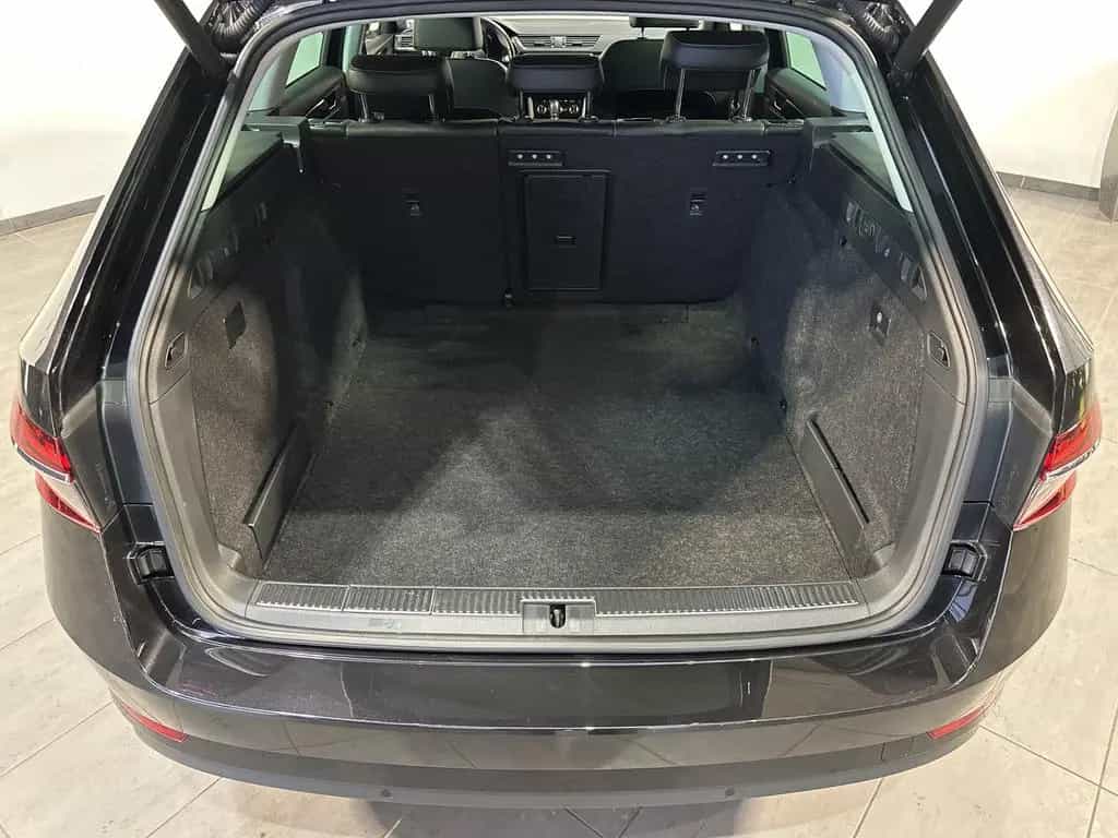 Skoda Superb Combi 2.0 TSI DSG L&K NAV+LED+KAM+19ZO+VC 11/2021-photo-5