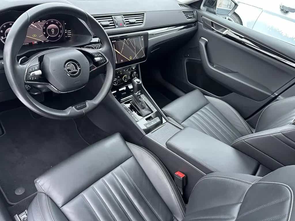 Skoda Superb Combi 2.0 TSI DSG L&K NAV+LED+KAM+19ZO+VC 11/2021-photo-8