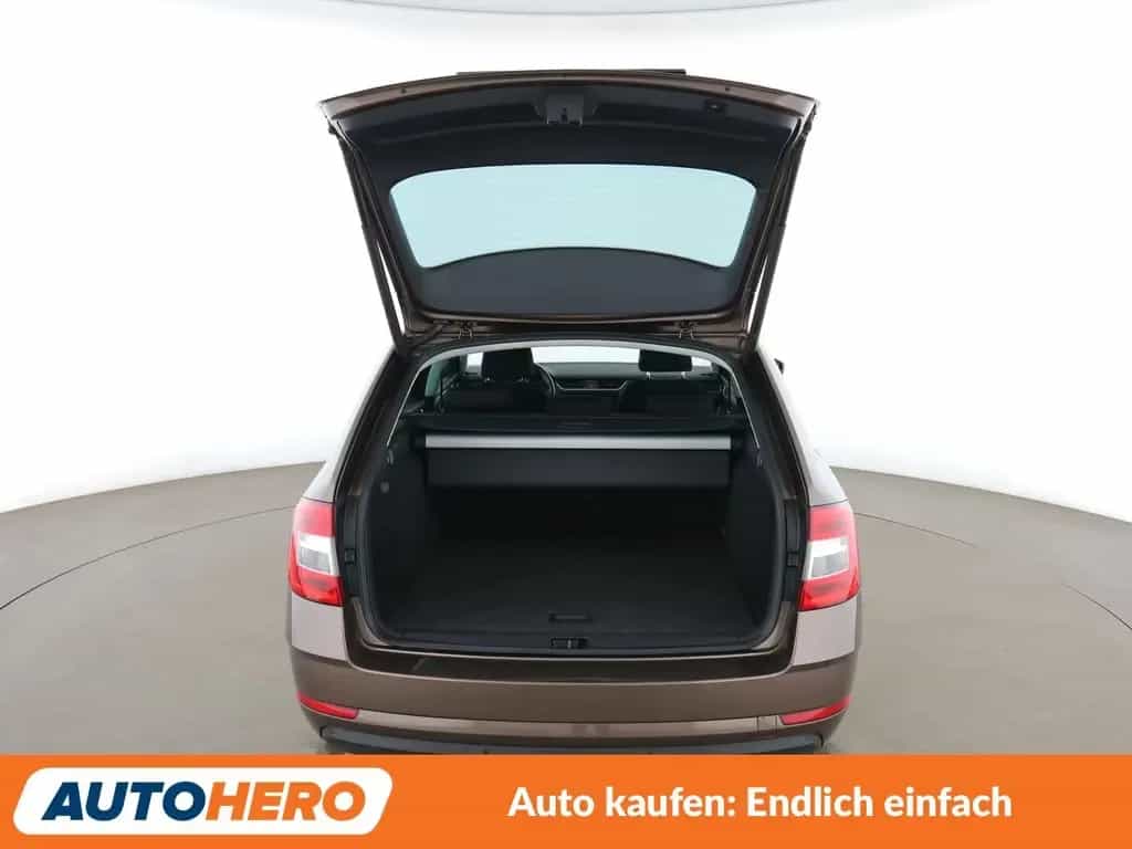 Skoda Octavia 2.0 TSI Soleil 4x4 10/2019-photo-11