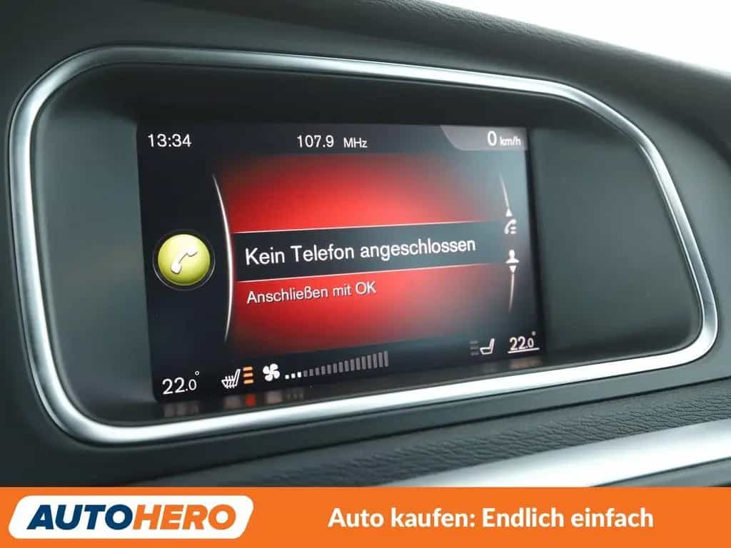 Volvo V40 2.0 T3 Momentum*NAVI*TEMPO*SHZ*PDC*LIM*ALU* 12/2017-photo-22