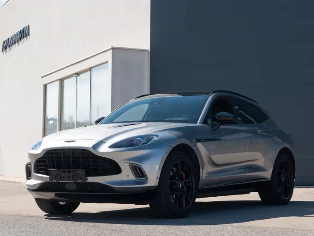 Aston Martin DBX 550 / Aluminite Silver / Sport Exhaust / PANO 05/2023-photo-0