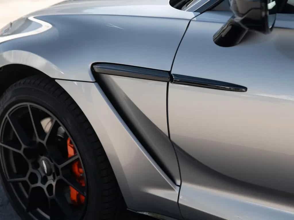 Aston Martin DBX 550 / Aluminite Silver / Sport Exhaust / PANO 05/2023-photo-6