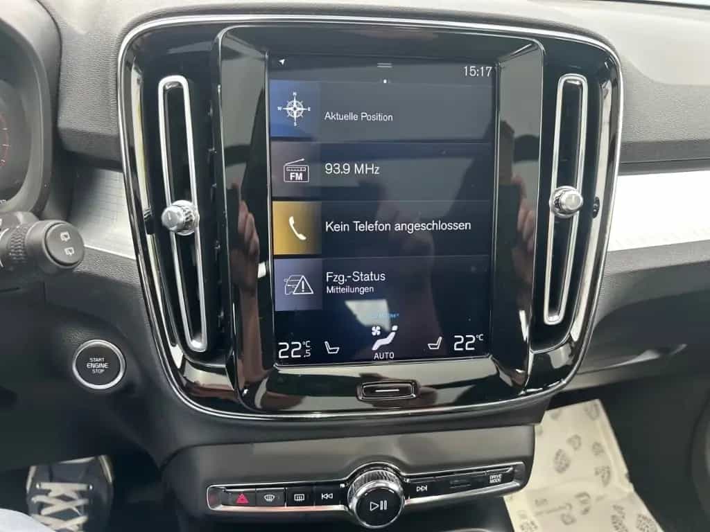 Volvo XC40 Momentum AWD Navi Leder Digitales Cockpit M 08/2018-photo-12