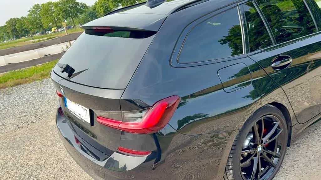 BMW 320 d Touring M Sport GARANTIE !! PANO DA ACC ... 10/2022-photo-1