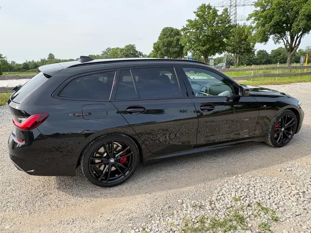BMW 320 d Touring M Sport GARANTIE !! PANO DA ACC ... 10/2022-photo-13
