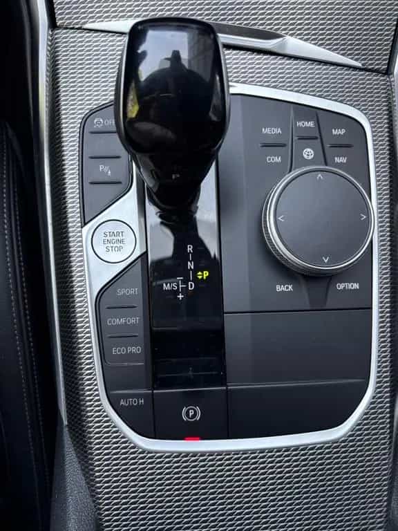 BMW 320 d Touring M Sport GARANTIE !! PANO DA ACC ... 10/2022-photo-3