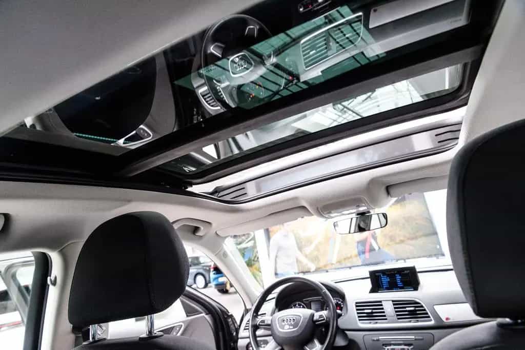 Audi Q3 1.4l 110kw S-Line +AHK +Pano +Navi 05/2018-photo-17