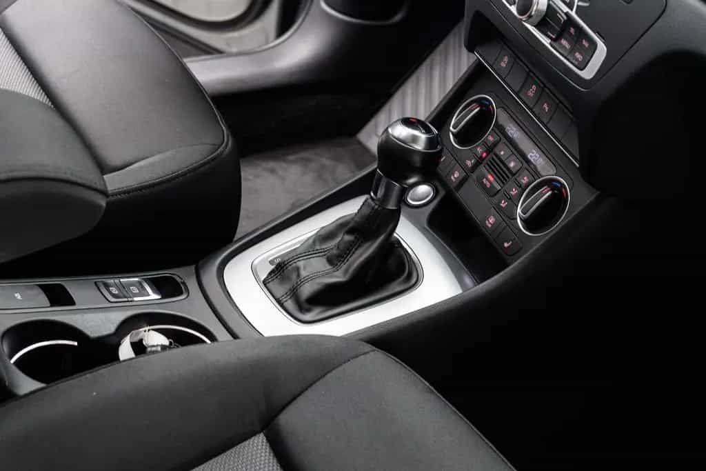 Audi Q3 1.4l 110kw S-Line +AHK +Pano +Navi 05/2018-photo-23