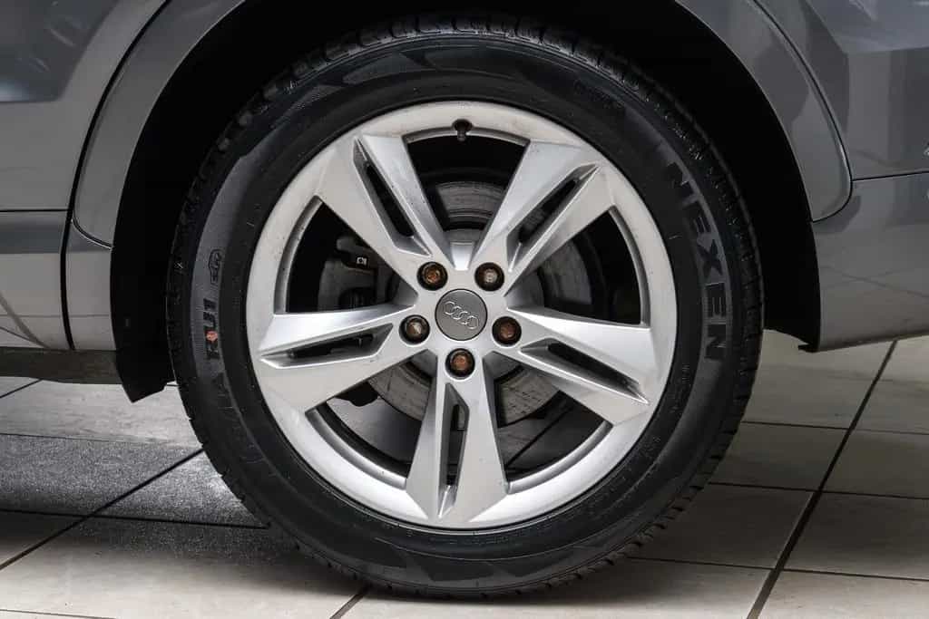 Audi Q3 1.4l 110kw S-Line +AHK +Pano +Navi 05/2018-photo-3
