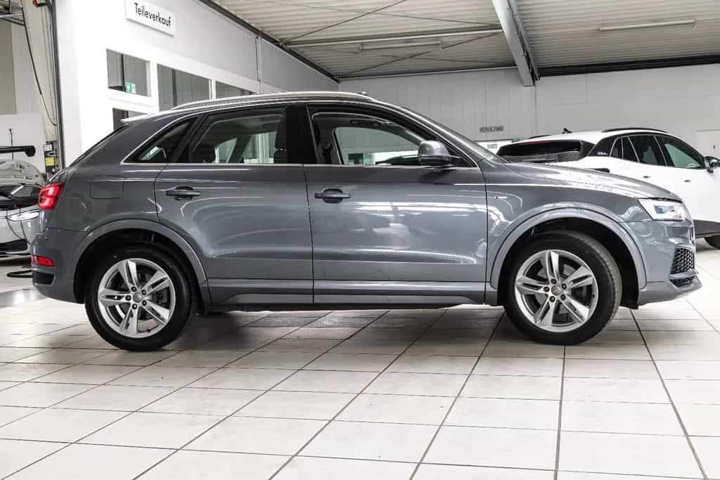 Audi Q3 1.4l 110kw S-Line +AHK +Pano +Navi 05/2018-photo-8