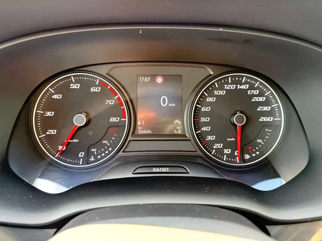 Seat Ateca Style *1. HAND*AHK*NAVI*LED*SITZH*KAMERA* 01/2021-photo-36
