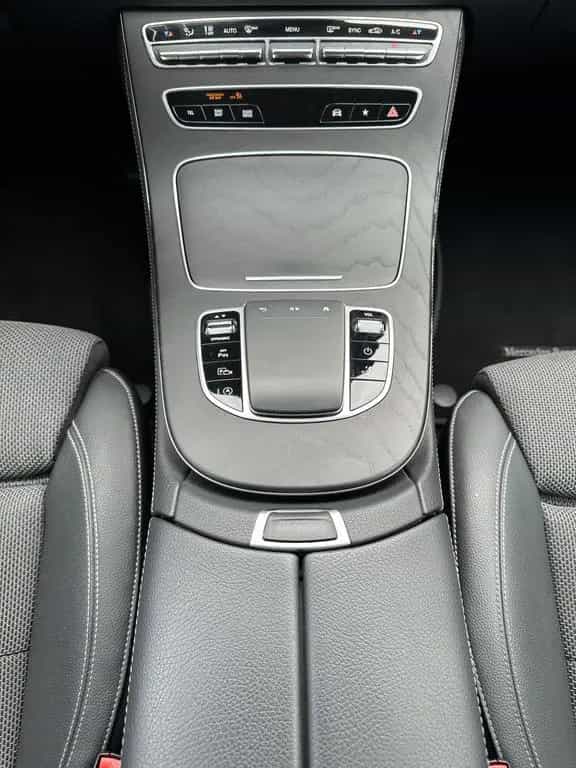 Mercedes-Benz E 220 d T Avantgarde NAV+LED+KAM+SHZ+WIDESCREEN 02/2022-photo-14