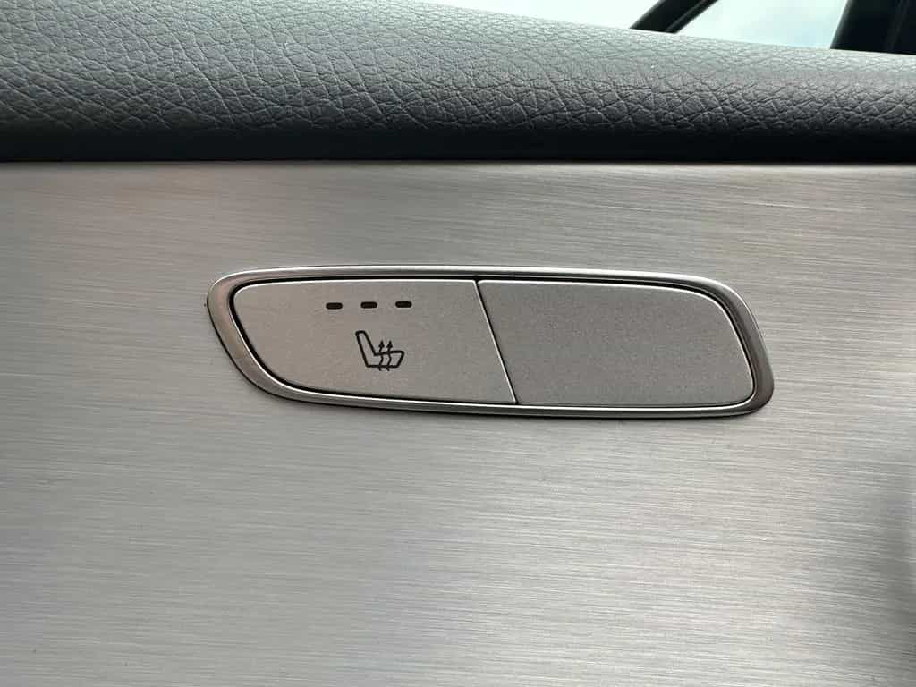 Mercedes-Benz E 220 d T Avantgarde NAV+LED+KAM+SHZ+WIDESCREEN 02/2022-photo-18