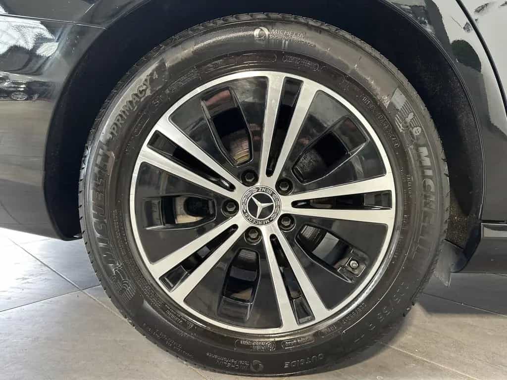 Mercedes-Benz E 220 d T Avantgarde NAV+LED+KAM+SHZ+WIDESCREEN 02/2022-photo-2