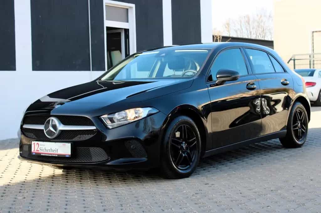 Mercedes-Benz A 180 A A 180 d 11/2022-photo-0