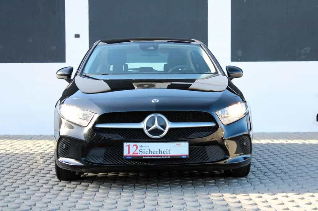 Mercedes-Benz A 180 A A 180 d 11/2022-photo-12