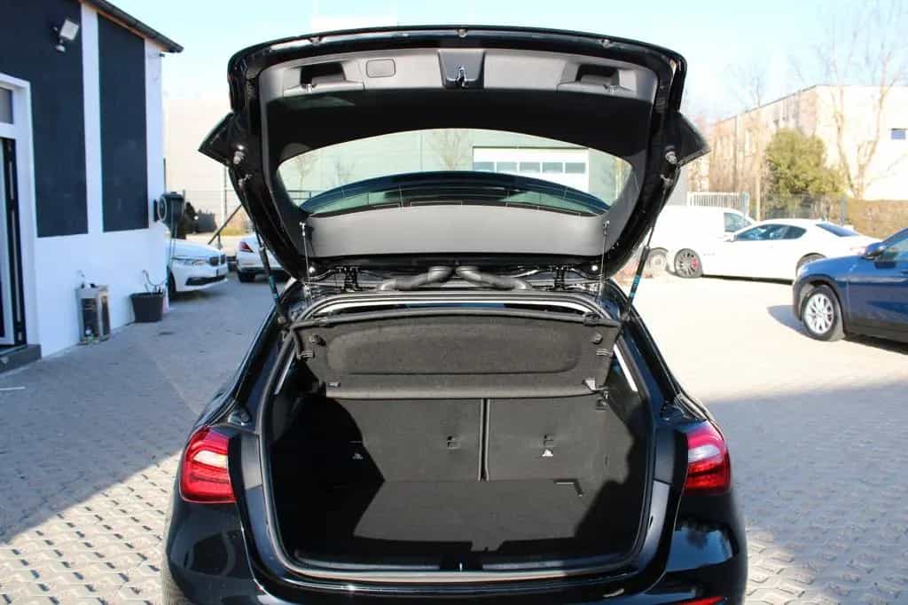 Mercedes-Benz A 180 A A 180 d 11/2022-photo-13