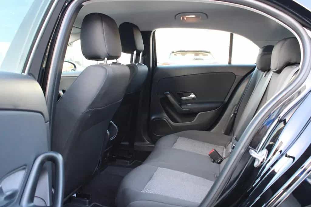 Mercedes-Benz A 180 A A 180 d 11/2022-photo-23