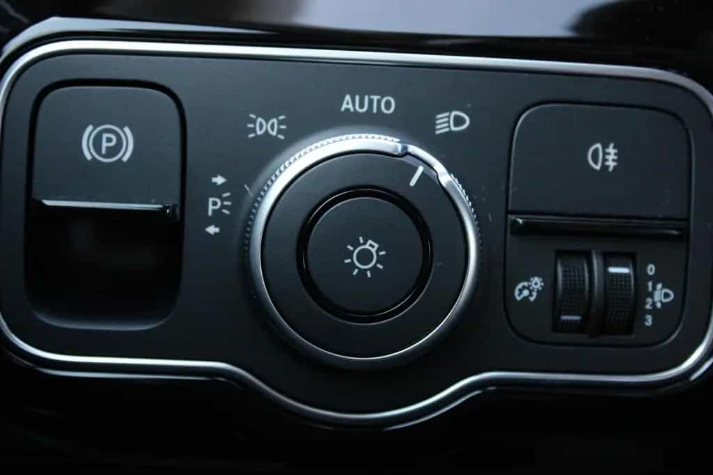 Mercedes-Benz A 180 A A 180 d 11/2022-photo-24