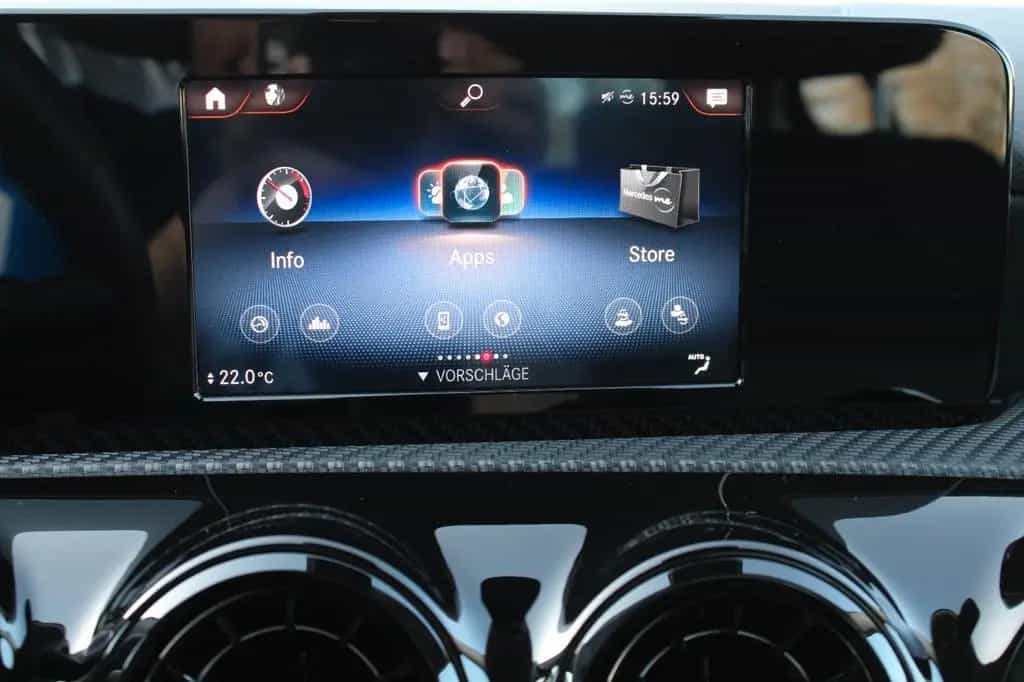 Mercedes-Benz A 180 A A 180 d 11/2022-photo-27