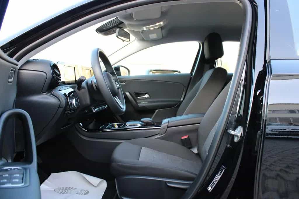 Mercedes-Benz A 180 A A 180 d 11/2022-photo-31