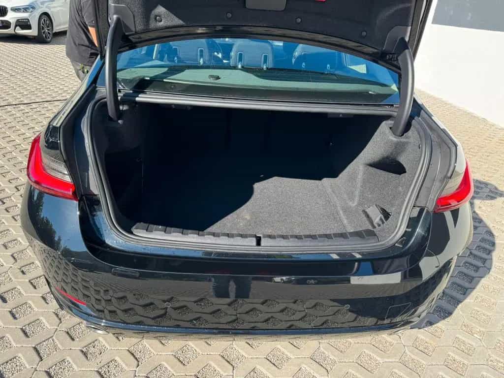 BMW 318 3 Limousine 318 i 09/2024-photo-15