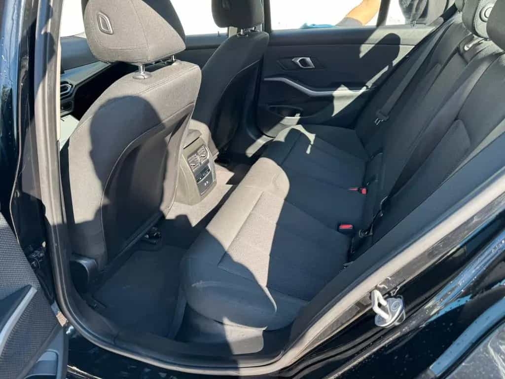 BMW 318 3 Limousine 318 i 09/2024-photo-19