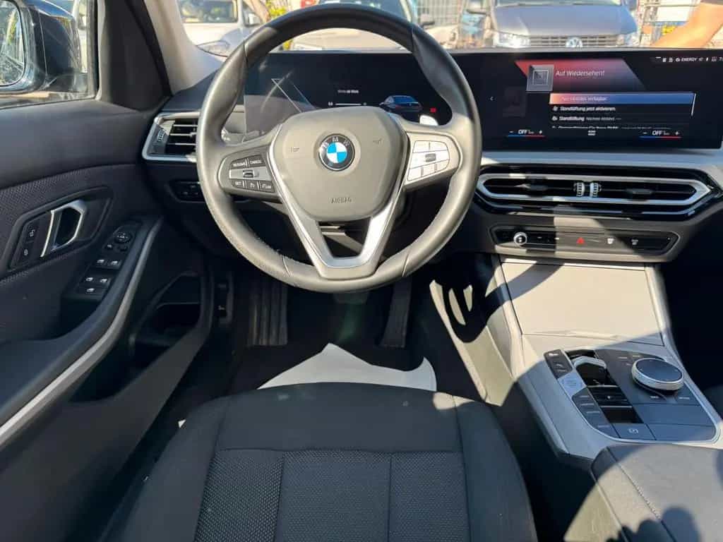 BMW 318 3 Limousine 318 i 09/2024-photo-8