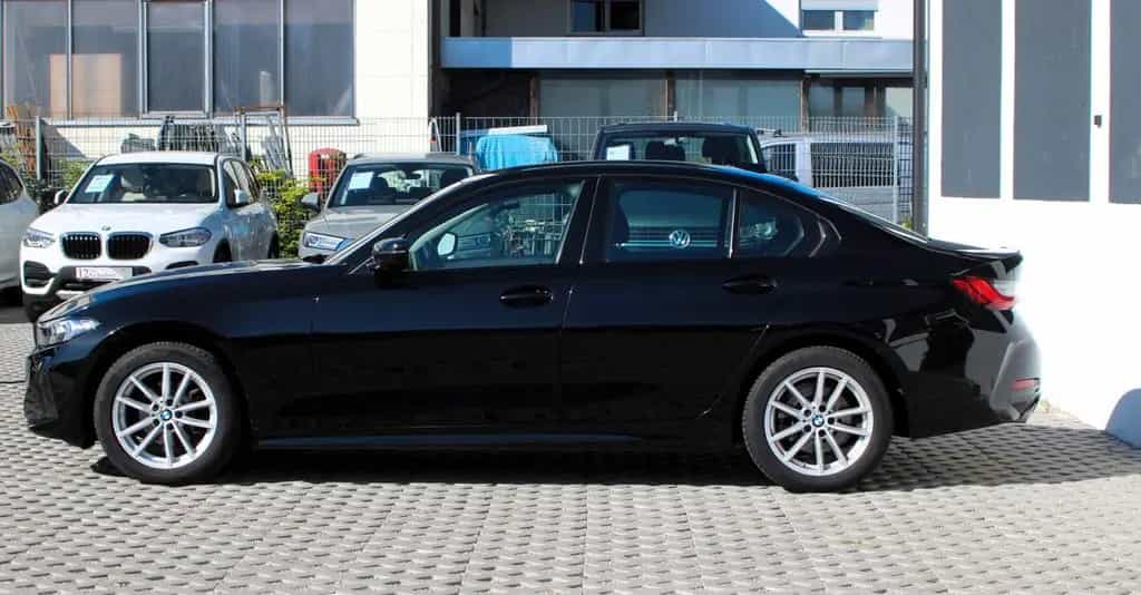 BMW 318 3 Limousine 318 i 09/2024-photo-9