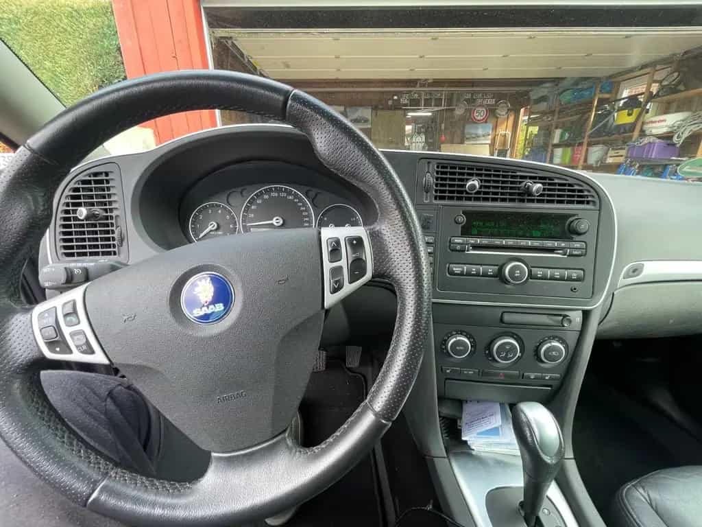 Saab 9-3 1.8t Vector SportCombi Automatik Vector 10/2007-photo-6