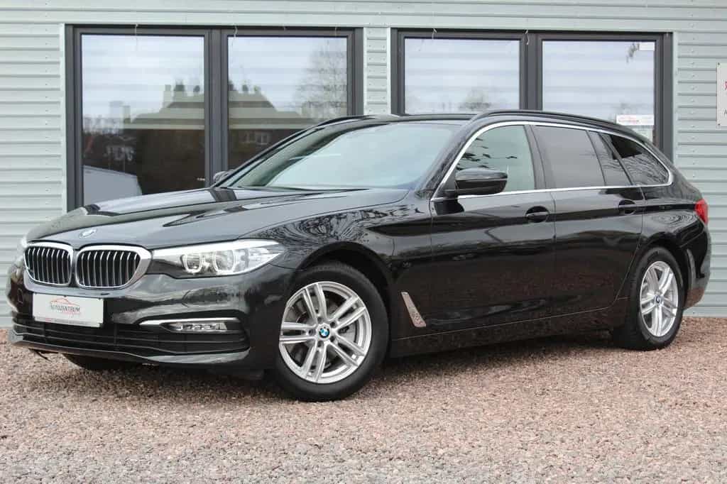 BMW 520 d Touring*AHK*Leder*Top*HU/AU Neu*Scheckheft 06/2017-photo-1