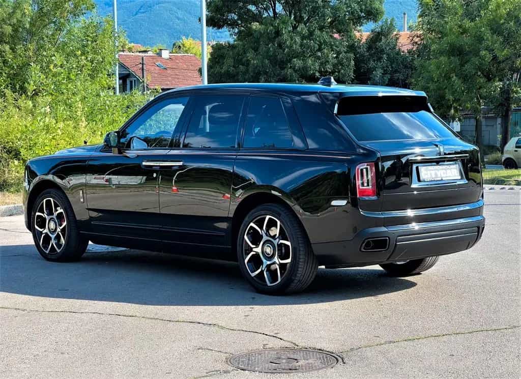 Rolls-Royce Cullinan BLACK BADGE / BESPOKE / STARLIGHT / 4 SEATS/ TV 10/2020-photo-3