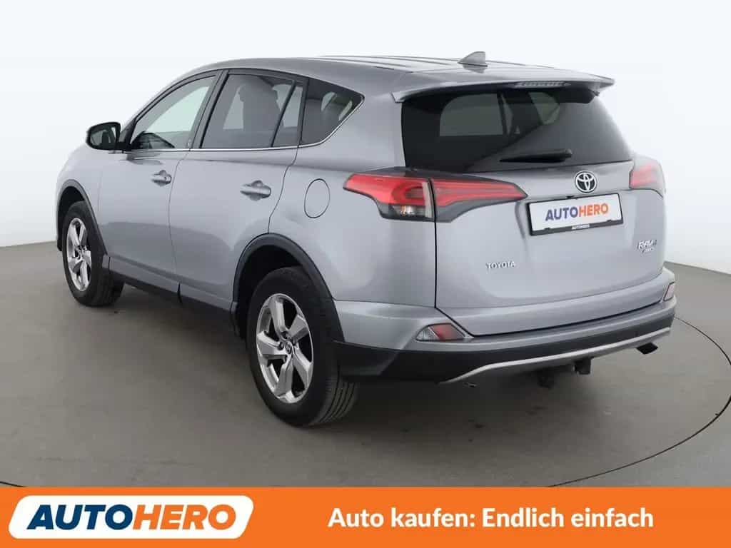 Toyota RAV 4 2.0 Team D*NAVI*ACC*LIM*CAM*PDC*SHZ* 03/2019-photo-3
