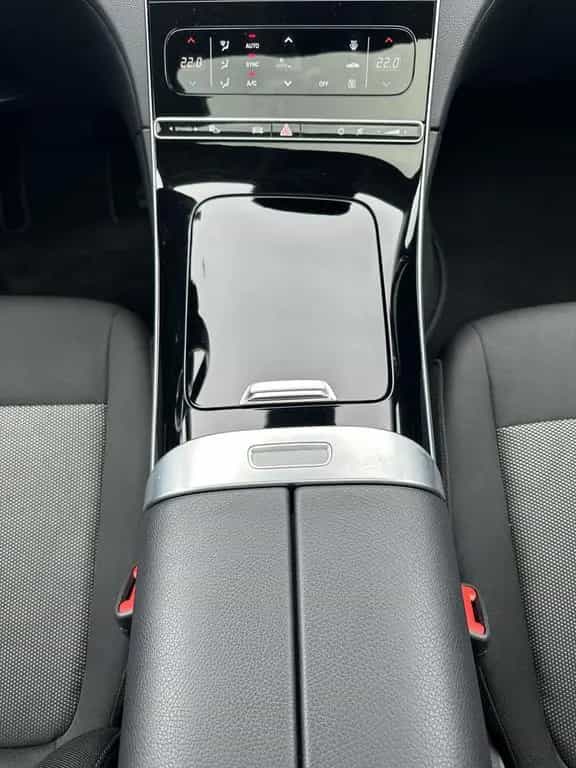 Mercedes-Benz C 180 T Avantgarde NAV+LED+KAM+PANO+AHK+VCOCKPIT 12/2021-photo-13