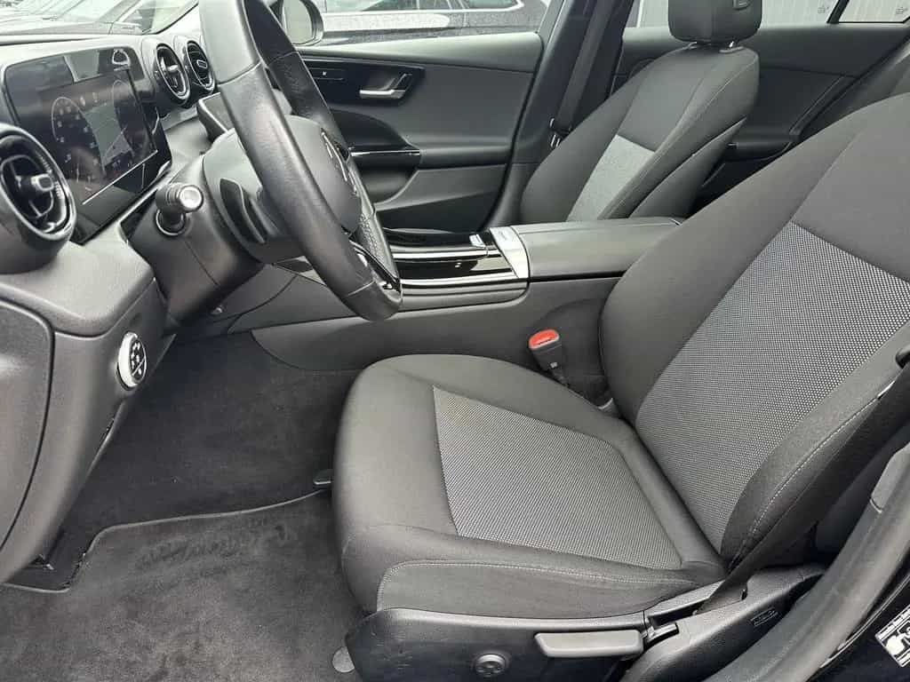 Mercedes-Benz C 180 T Avantgarde NAV+LED+KAM+PANO+AHK+VCOCKPIT 12/2021-photo-9