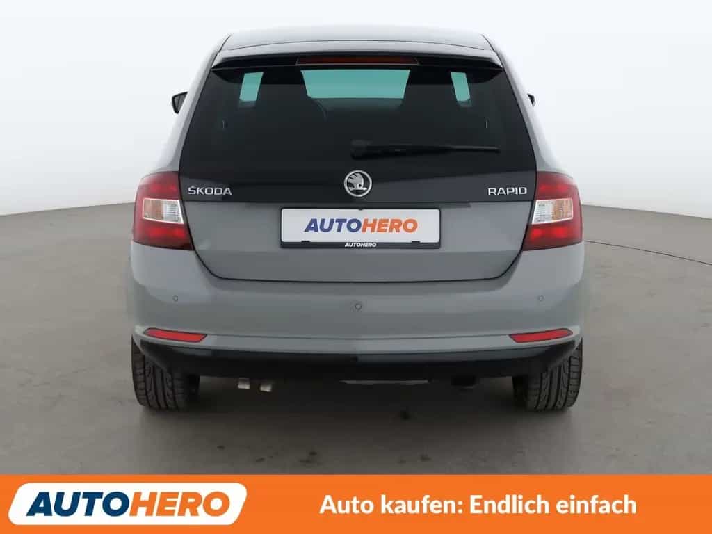 Skoda Rapid Spaceback 1.4 TSI Ambition Aut.*XENON*PDC* 06/2016-photo-4