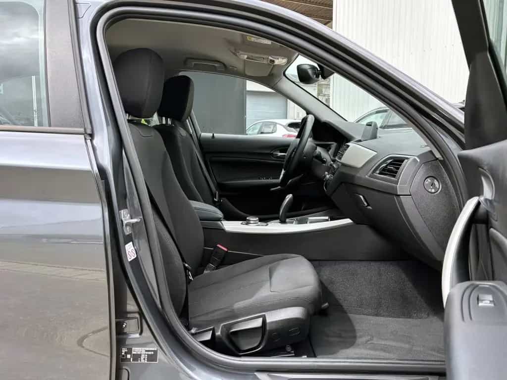 BMW 118 i Advantage Steptronic. ACC PDC NAV AHK SHZ 02/2018-photo-11