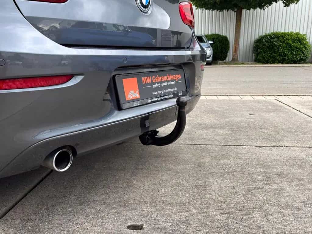BMW 118 i Advantage Steptronic. ACC PDC NAV AHK SHZ 02/2018-photo-17