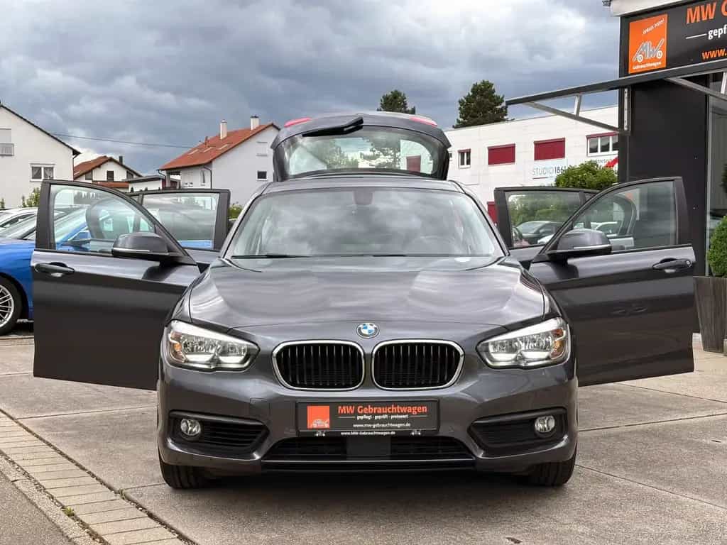 BMW 118 i Advantage Steptronic. ACC PDC NAV AHK SHZ 02/2018-photo-2