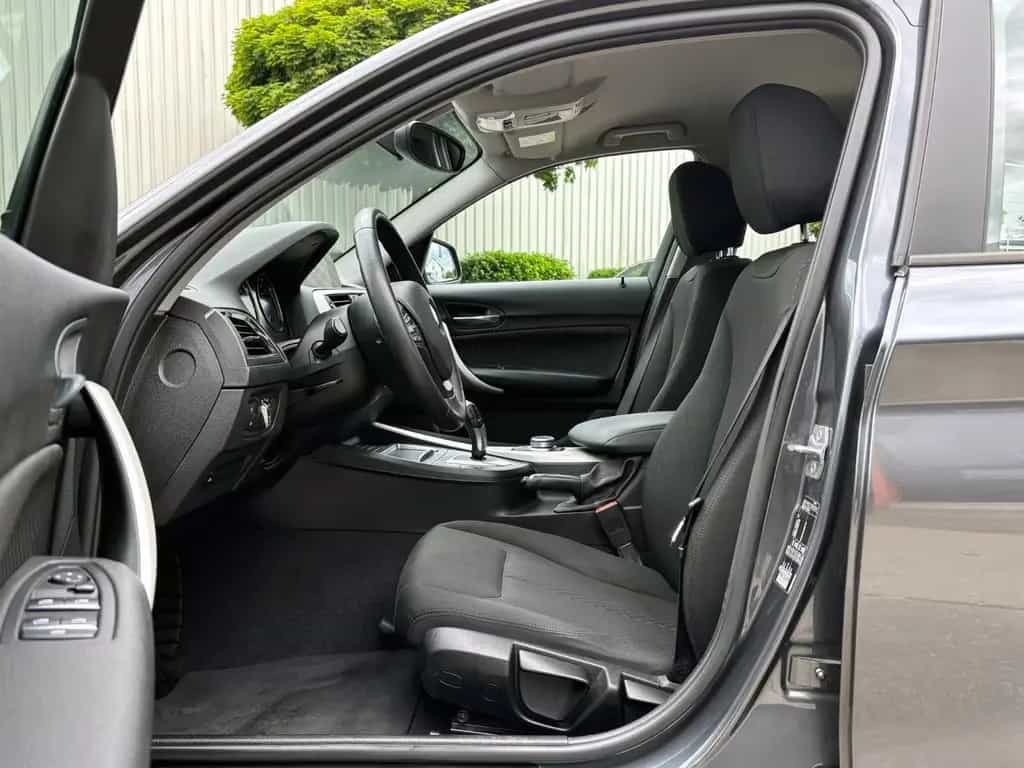 BMW 118 i Advantage Steptronic. ACC PDC NAV AHK SHZ 02/2018-photo-4